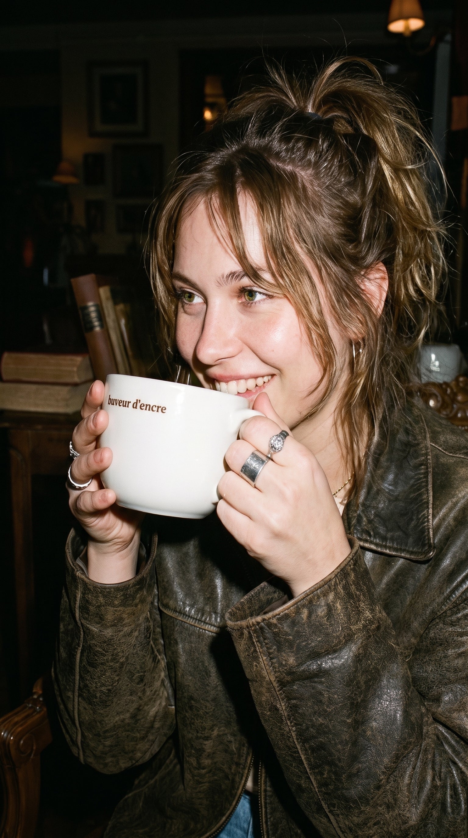 'buveur d'encre' latte mug