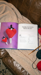 Romantasy Crochet Club: 20 Epic Projects for Your Reading Journeys - Paperback