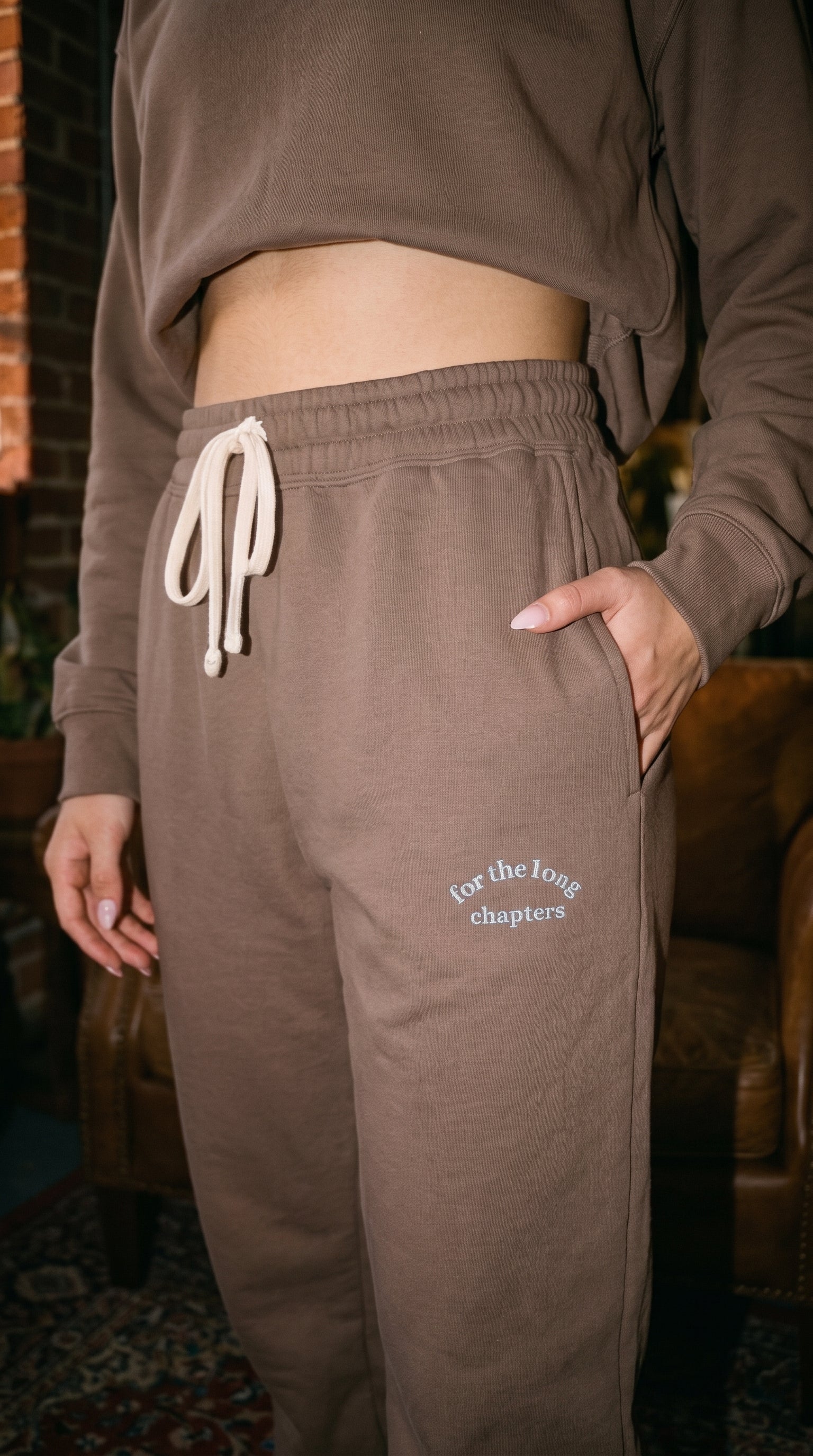 for the long chapters joggers — espresso